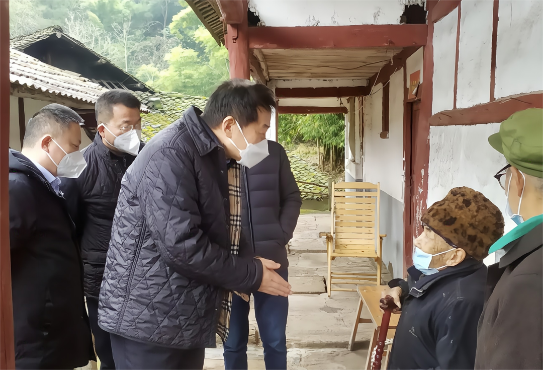 四川省庄闲游戏集团党委书记、董事长任丁率队赴嘉陵区开展帮扶工作